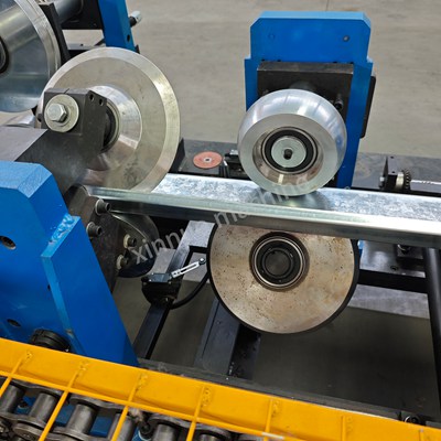 high-precision c and z purlin forming machine with auto-cutting