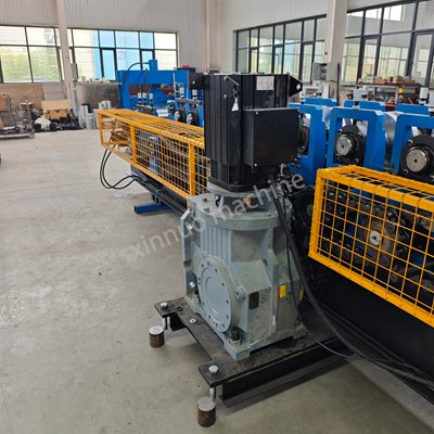 High-speed purlin rolling forming machine with precision