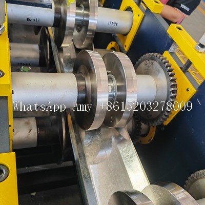 c roll forming machine