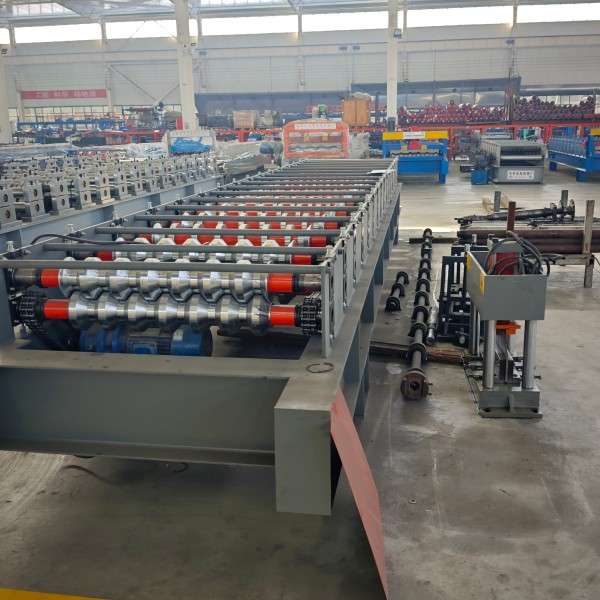 corrugated roof sheet making