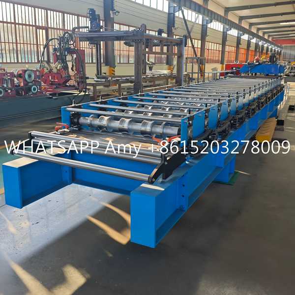 metal roofing machine