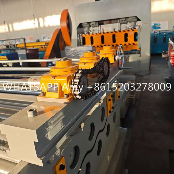 expanded mesh machine