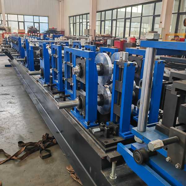 automatic c purlin machine