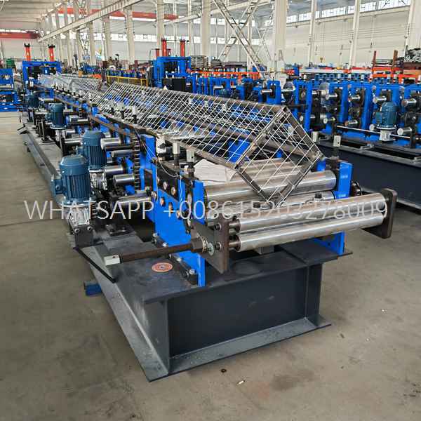 automatic-cz-purlin-roll-forming-machine