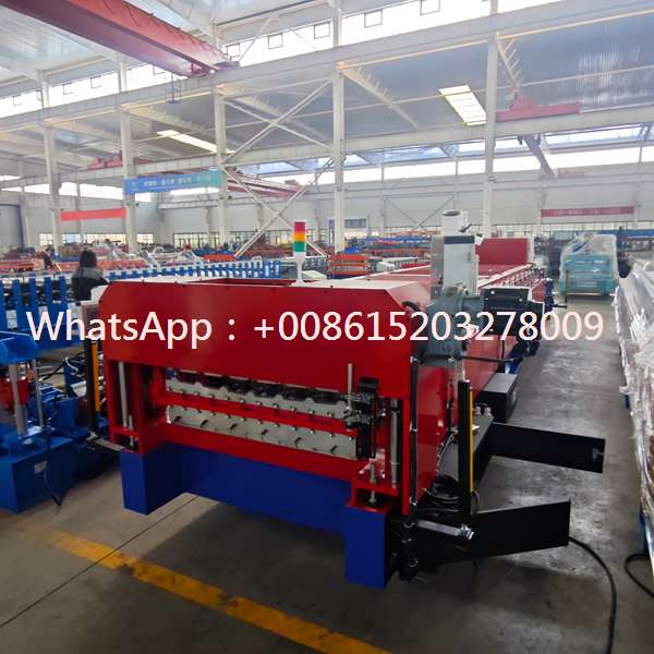 Automatic roofing sheet manufacturing machine for producing high quality metal roof panels with precision forming, flexible profiles, automatic control and efficient production.